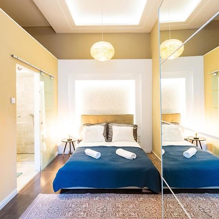 Spacious Luxury Apartment At The Heart Of Budapest Exterior photo